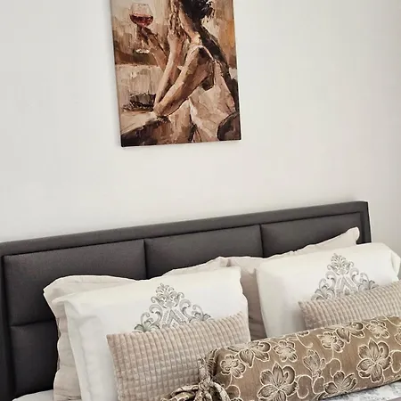 Sol Greco Apartment *